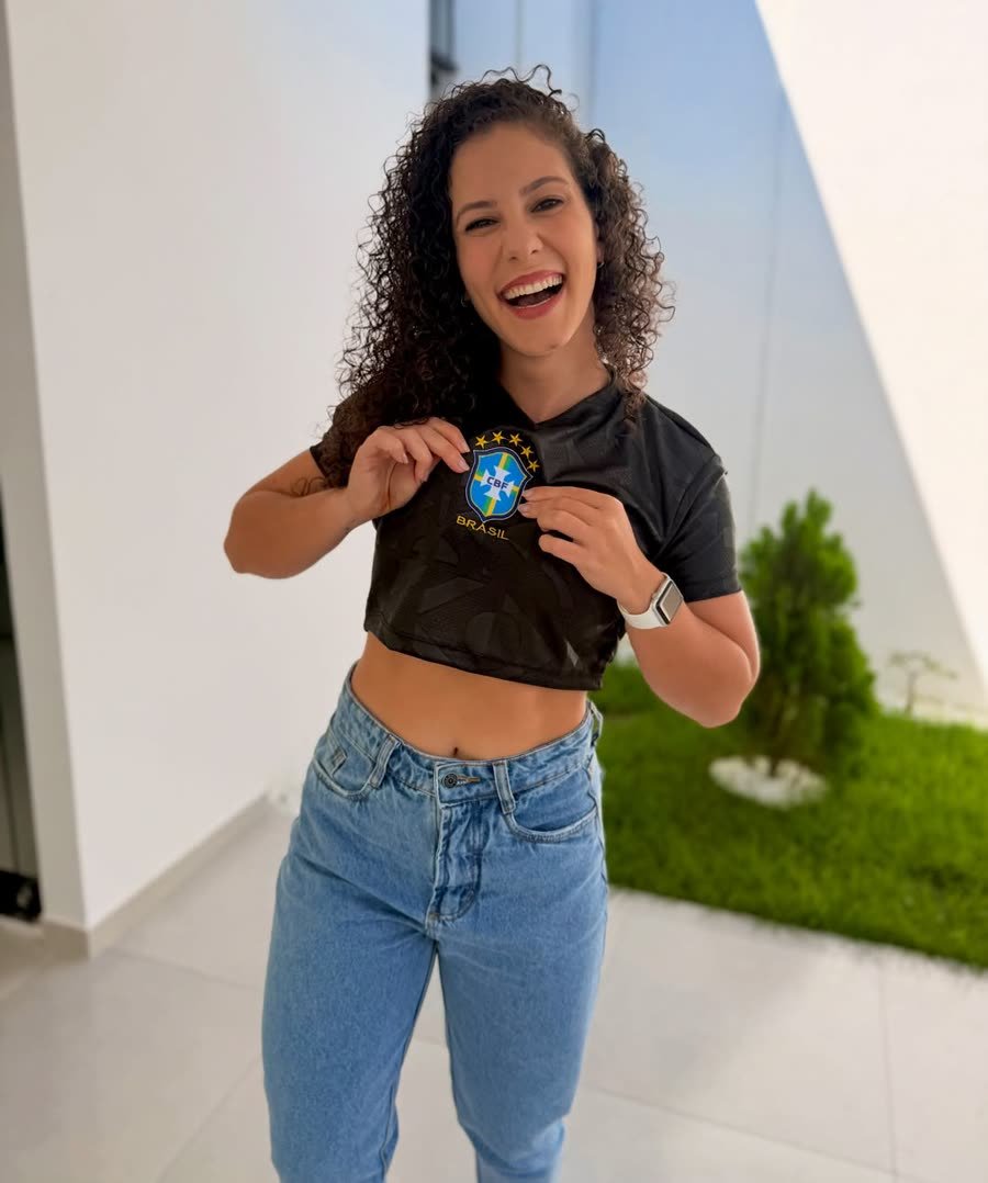 Cropped Preto Feminino Nacional 3D